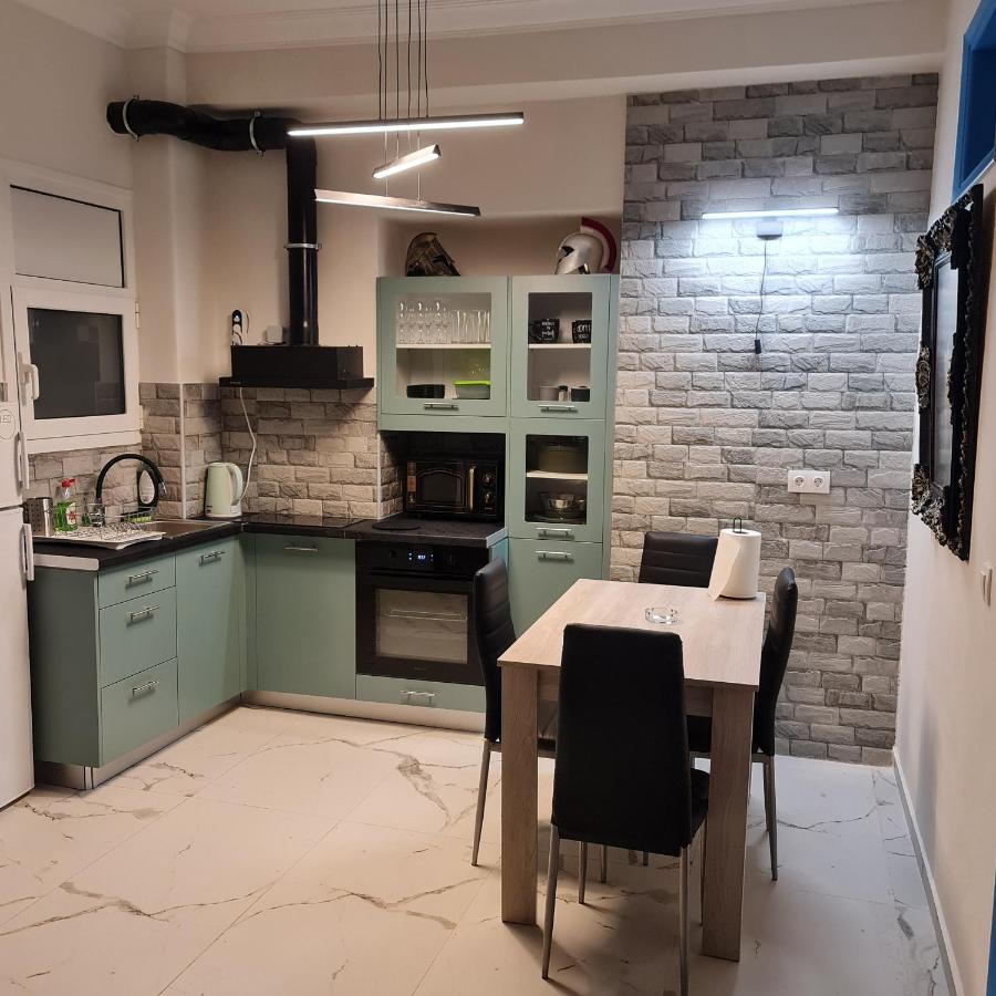 Full Apartment Near Kato Patissia Афины Экстерьер фото