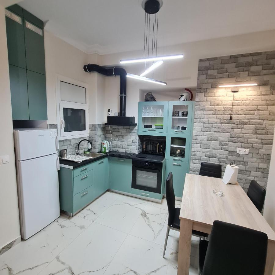 Full Apartment Near Kato Patissia Афины Экстерьер фото