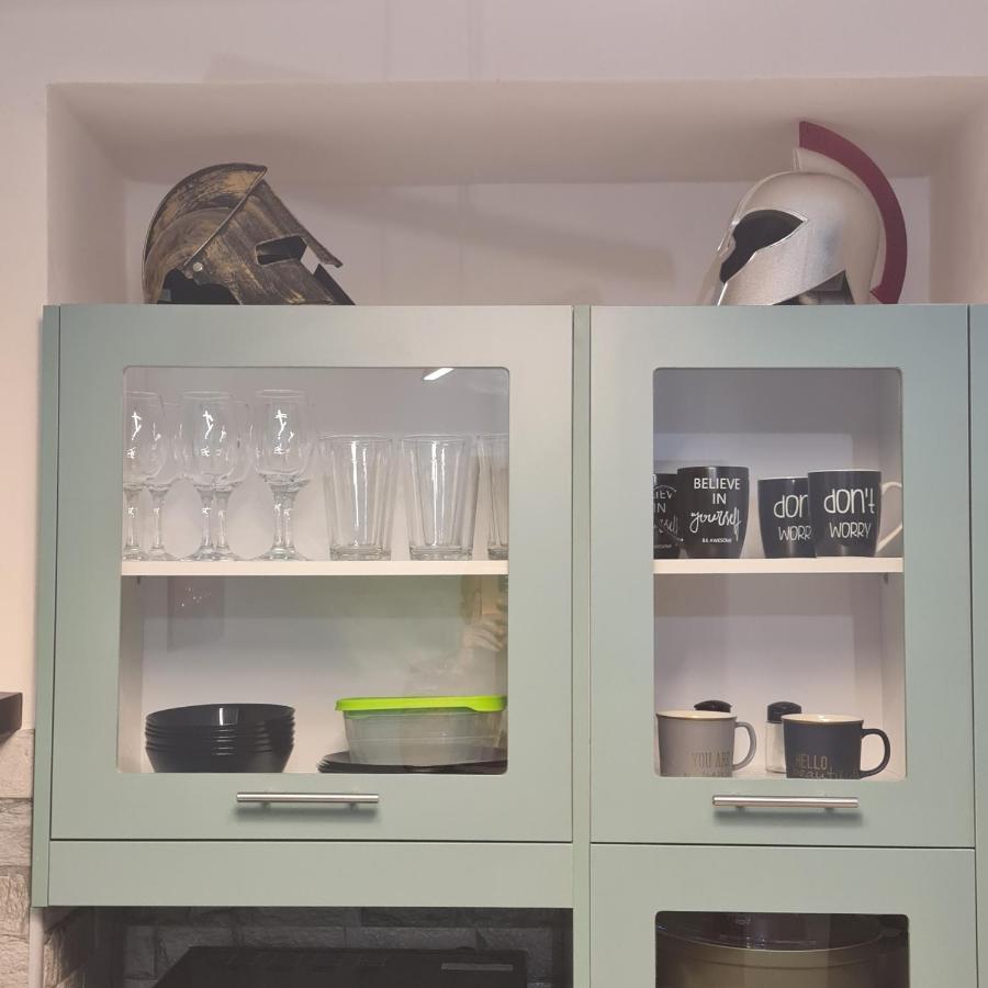 Full Apartment Near Kato Patissia Афины Экстерьер фото