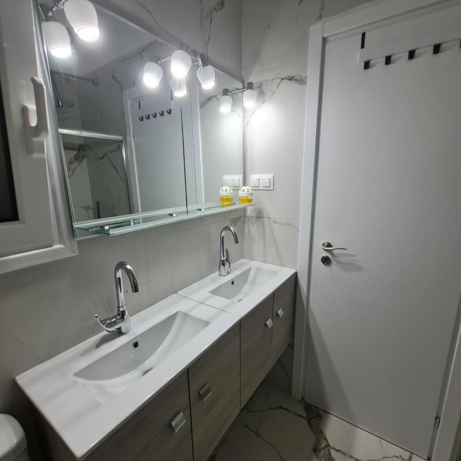 Full Apartment Near Kato Patissia Афины Экстерьер фото